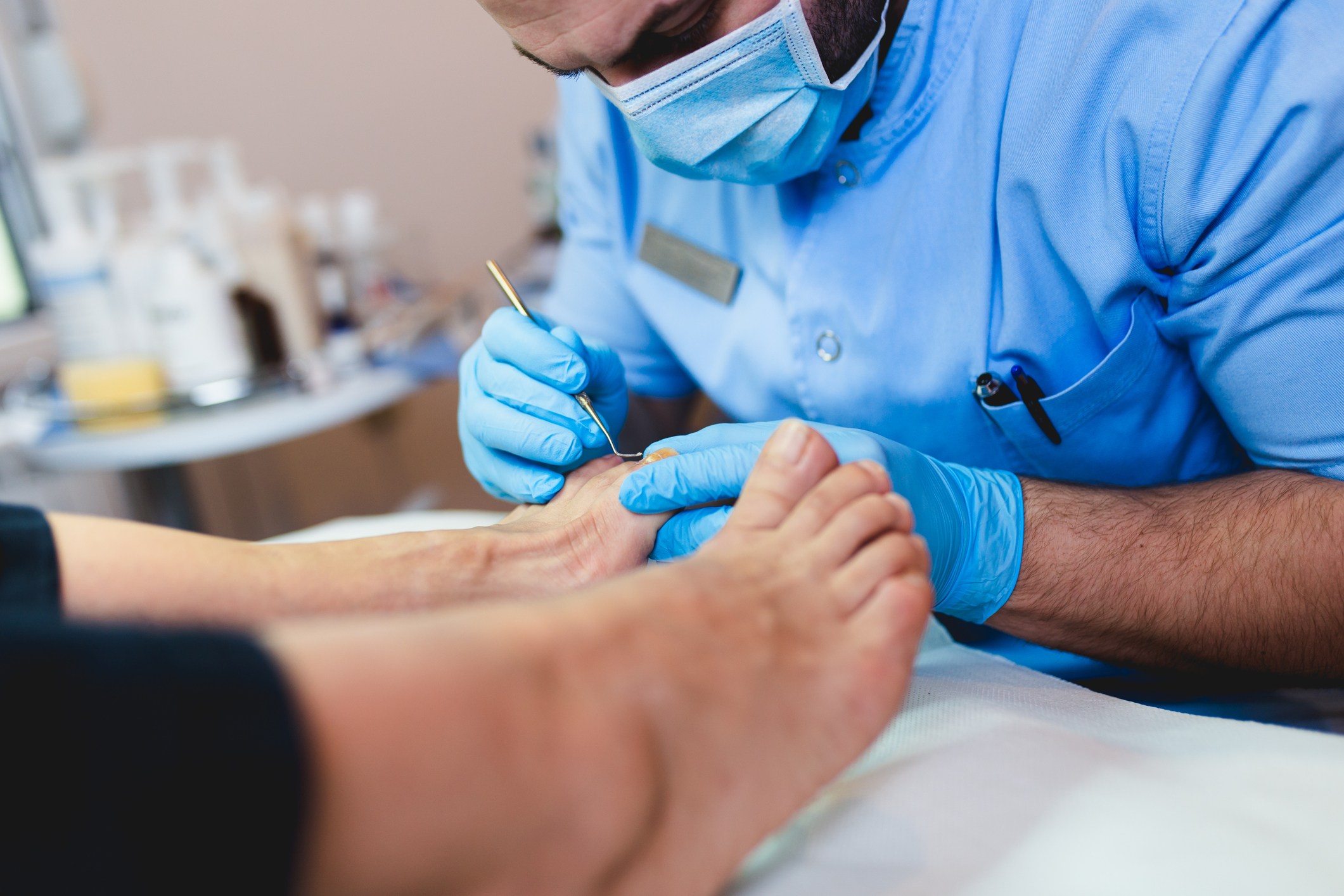 how-do-i-see-a-podiatrist-health-service-navigator
